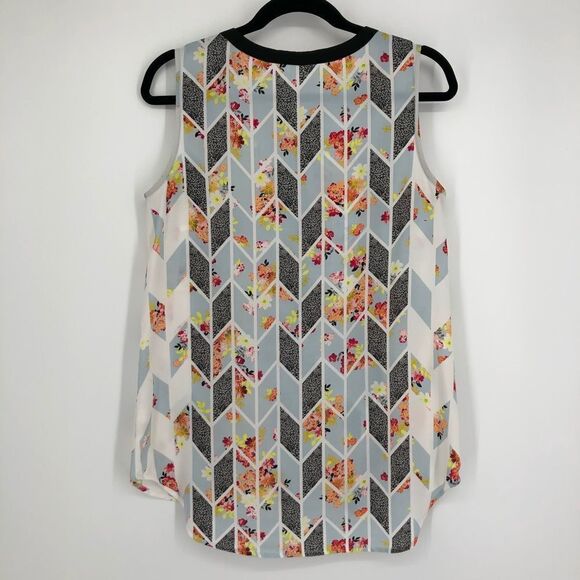 CABI Grosgrain Sleeveless Blouse Style 249 - Picture 2 of 10
